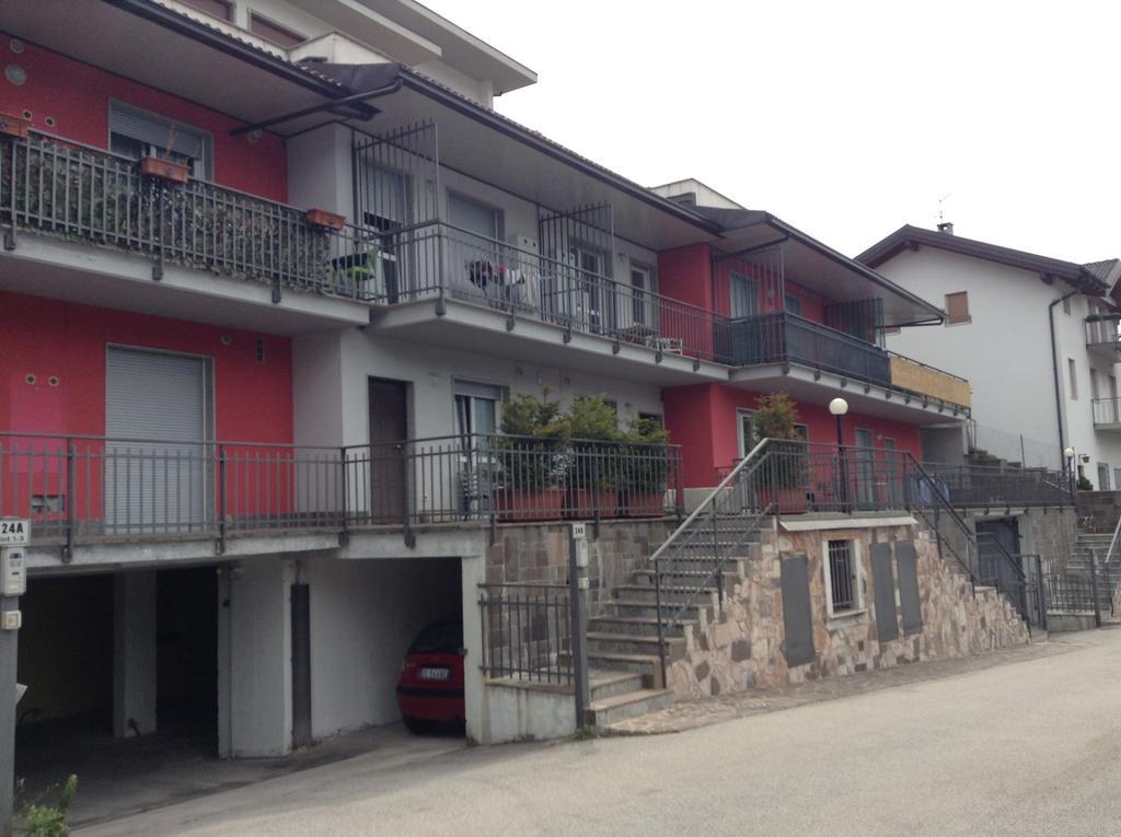 Casa Lampone Apartment เตรนโต ห้อง รูปภาพ
