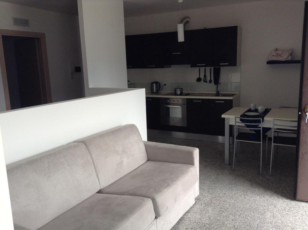 Casa Lampone Apartment เตรนโต ห้อง รูปภาพ